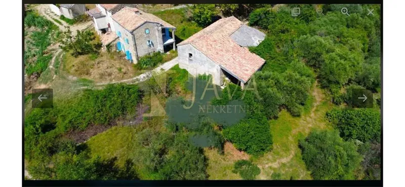 Oslići – Istarska stancija s kućom, štalom i velikim zemljištem
