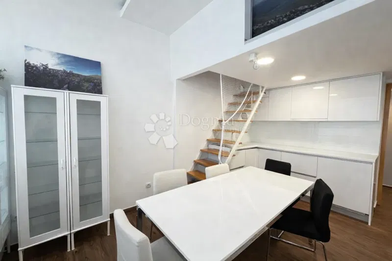 Business premise Donji grad, Donji Grad, 38m2 – 2