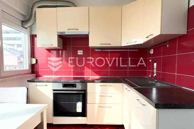 Osijek, City Center - One-Bedroom Apartment for Sale in the Heart of the City, 34.46 m² with Loggia – 3