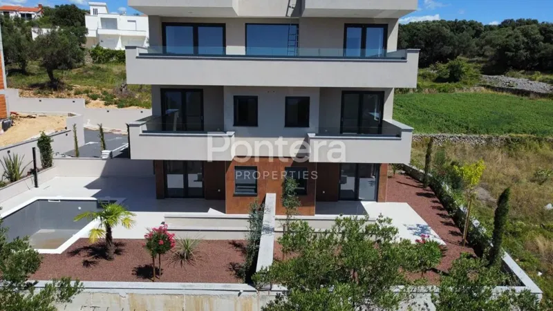 NOVALJA, JAKIŠNICA - Ekskluzivan penthouse s panoramskim pogledom na more i vrhunskom opremom – 3