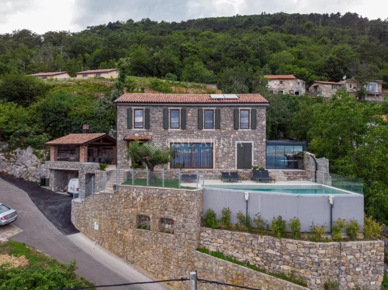 OPATIJA, POLJANE - PREDIVNA VILA S OTVORENIM POGLEDOM! – 2