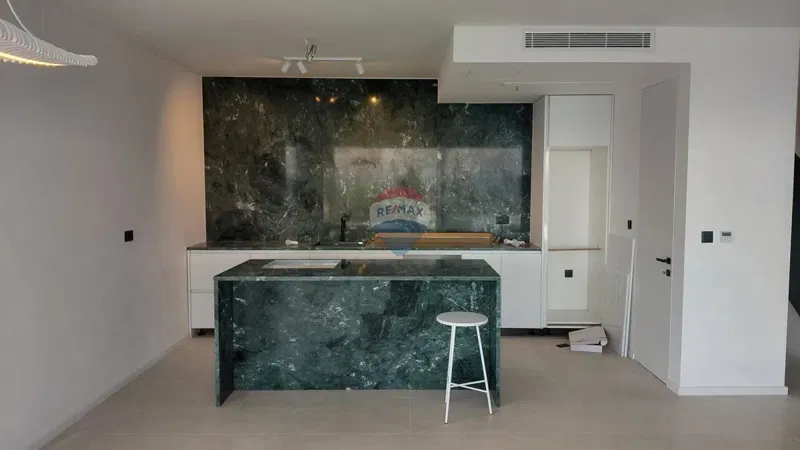 Condo/Apartment Punta Kolova, Opatija, 238m2 – 2
