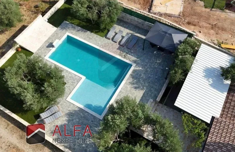 Vodice countryside – house with pool and olive grove for sale – 3