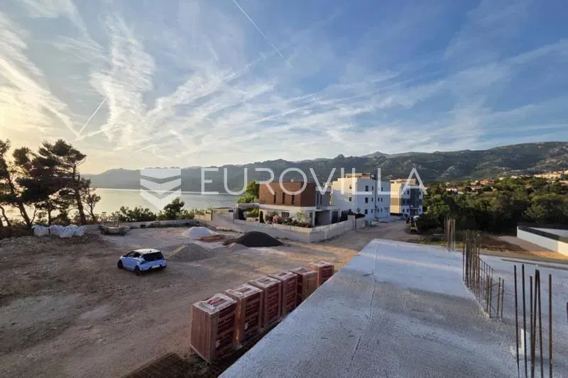 Zadar, Rovanjska, three-room penthouse with sea view – 2