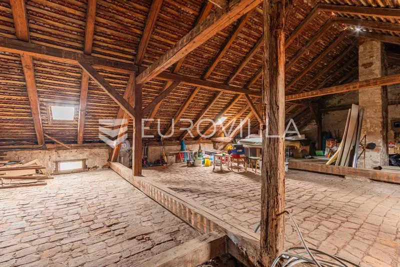 Varaždin, City Center - Roh Bau Attic 135.73 m² with Basement – 2