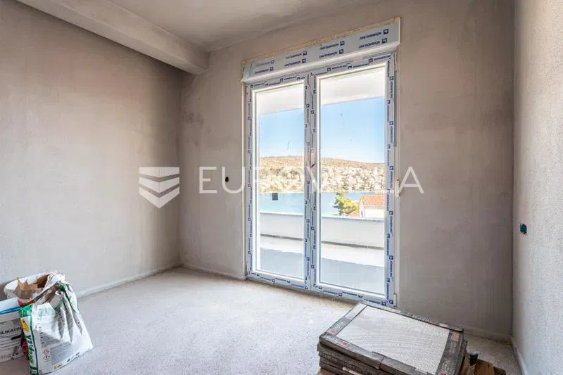 Čiovo, Okrug Gornji, three-bedroom penthouse with spacious terraces and sea view, 88.57 m² – 3