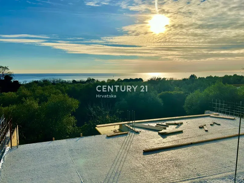 UMAG, ATTICO CON VISTA PANORAMICA SUL MARE – 3