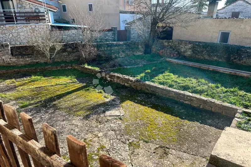 KANFANAR – stone house with a beautiful sunny garden – 2