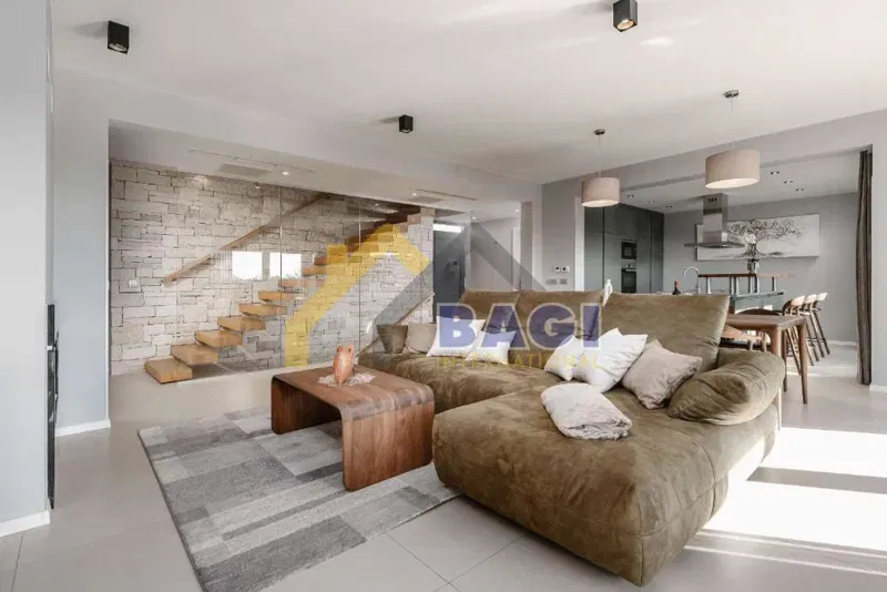 Exclusive Villa with Pool, Wellness Area and Jacuzzi – Poreč – 2