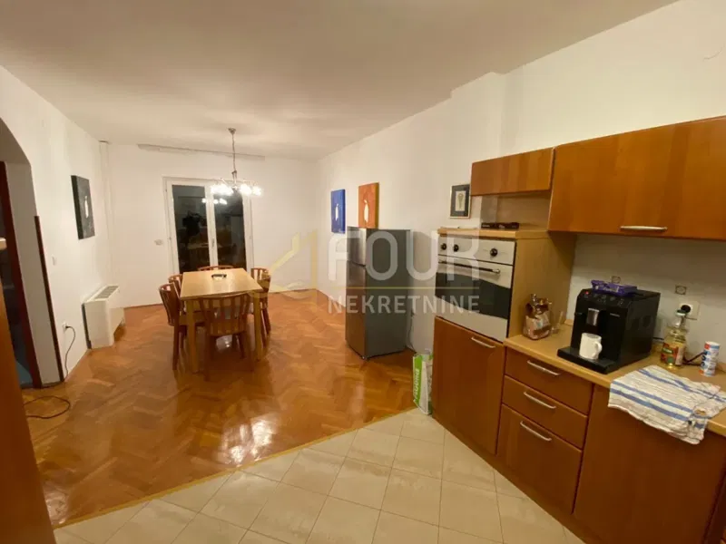 House Sveti Lovreč, 290,27m2 – 3