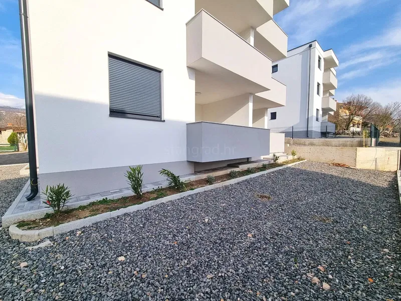 Novi Vinodolski, nuovo appartamento al piano terra con giardino! – 3