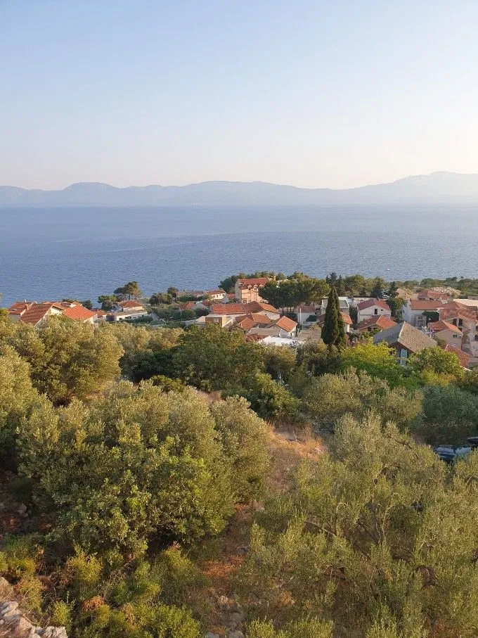 GRADAC, PODACA - zemljišče z izjemnim pogledom na morje