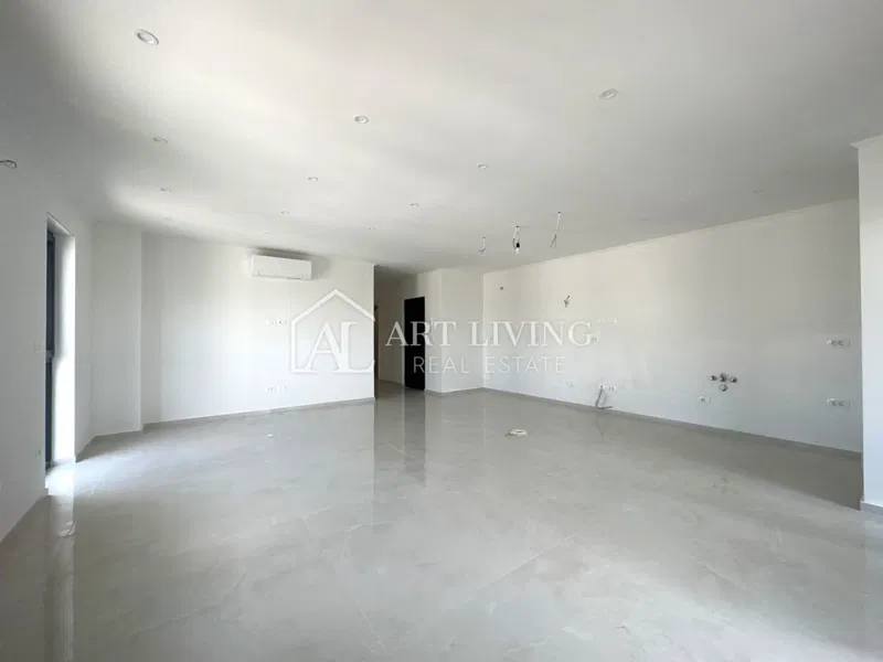 Umag, trosobni stan, 109 m2, z lepo in atraktivno lokacijo – 2