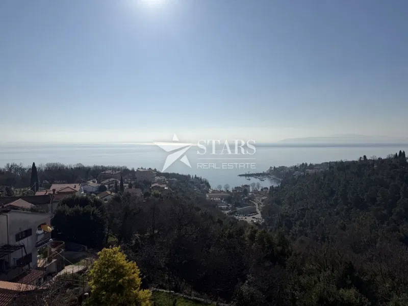 Opatija / Ičići – 2 bedroom + living room attic apartment, open view, great opportunity – 2