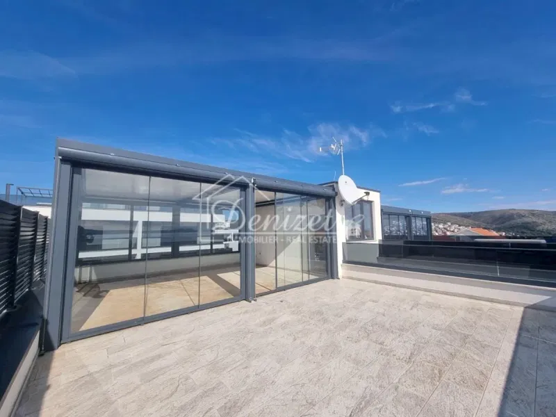 Okrug Gornji, Two-Bedroom Apartment with Roof Terrace and Sea View – 3