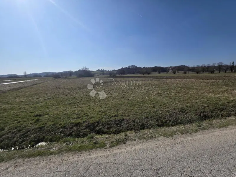 Земля под застройку Luka, 2.410m2 – 2