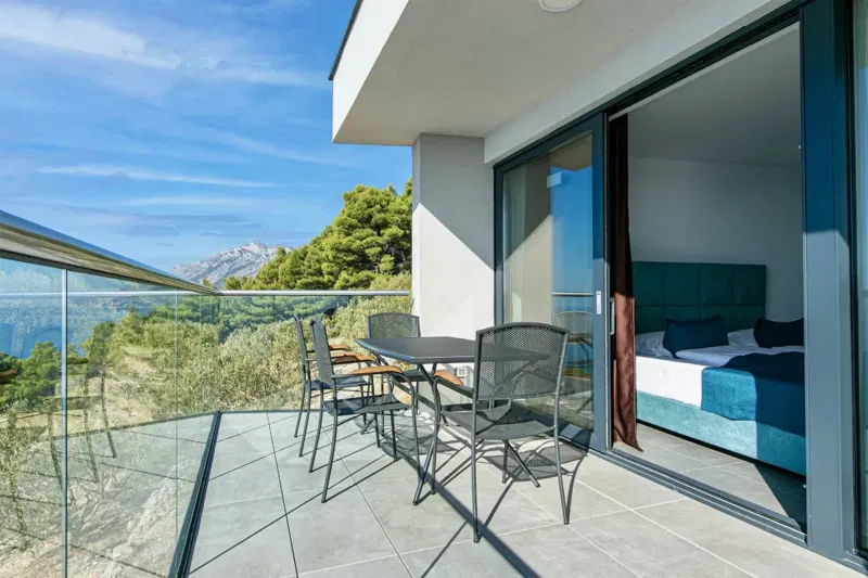 Penthouse in a Quiet Location – 2