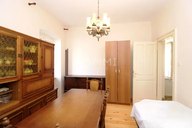 Bale, Istra - house with commercial space, perfect location in the center of Bale – 3