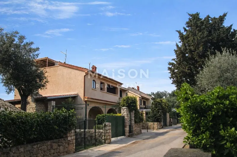 Casa indipendente a Lošinj – Perfetta per vivere o per il turismo – 2
