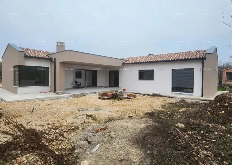Haus zum Verkauf, in der Nähe von Raš