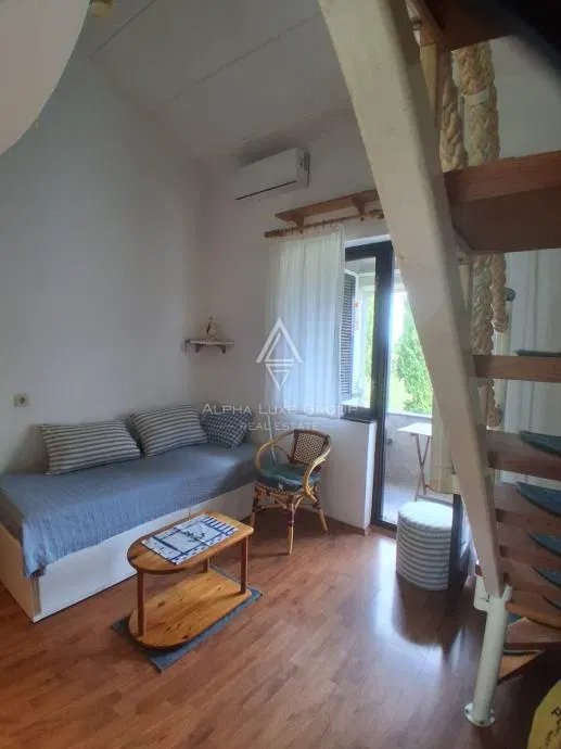 Istria, Červar Porat: Mieszkanie z antresola balkon – 3