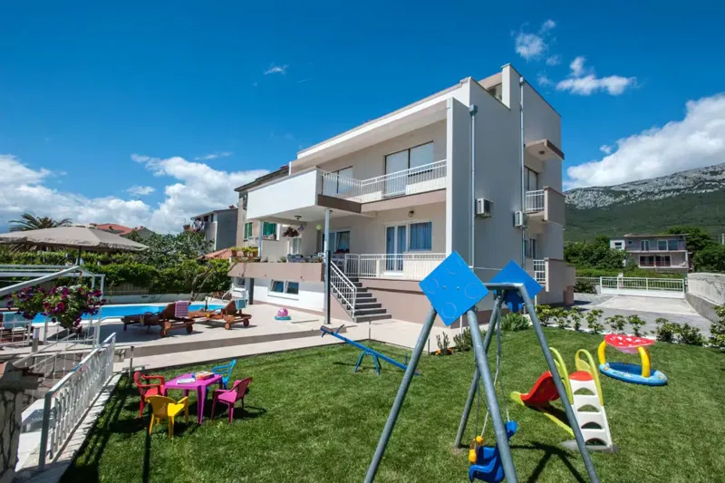 Villa in prima fila sul mare – 3