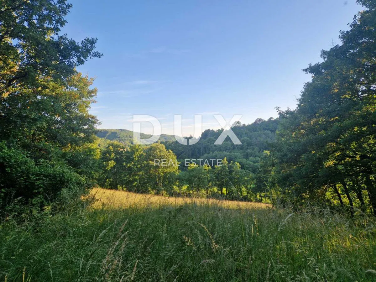 KÖZÉP-ISTRIA - Építési telek panorámás kilátással