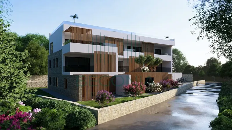 Land Rtina – 3
