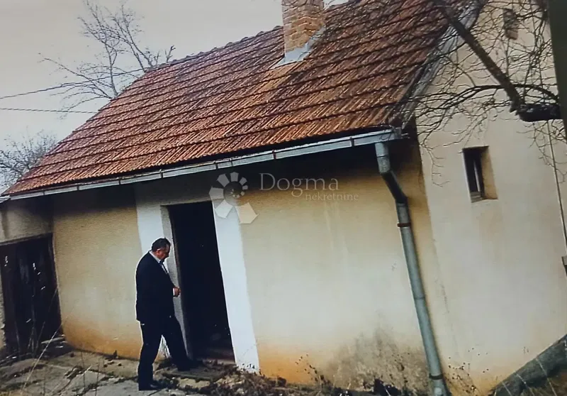 Dům Nebljusi, Donji Lapac, 76m2