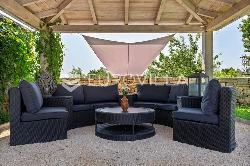 Istria, Gračišće - Authentic Istrian House with Pool, Kažun and Complete Privacy – 3