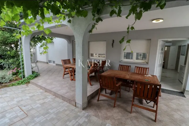 Zadar, Vir: house with 4 apartments 100m from the sea – 2