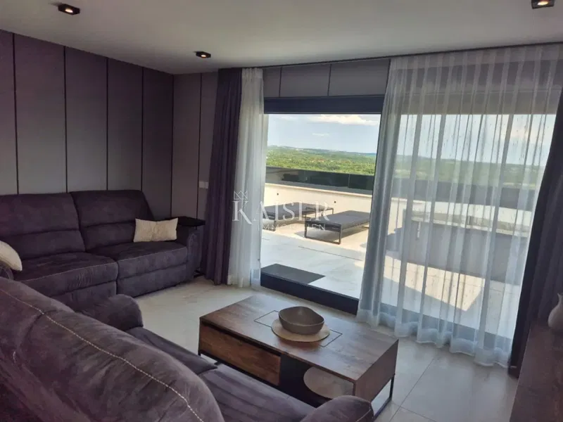 Isztria - Poreč, luxus apartman tengerre néző kilátással és lifttel – 2
