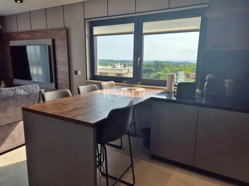 Isztria - Poreč, luxus apartman tengerre néző kilátással és lifttel – 3