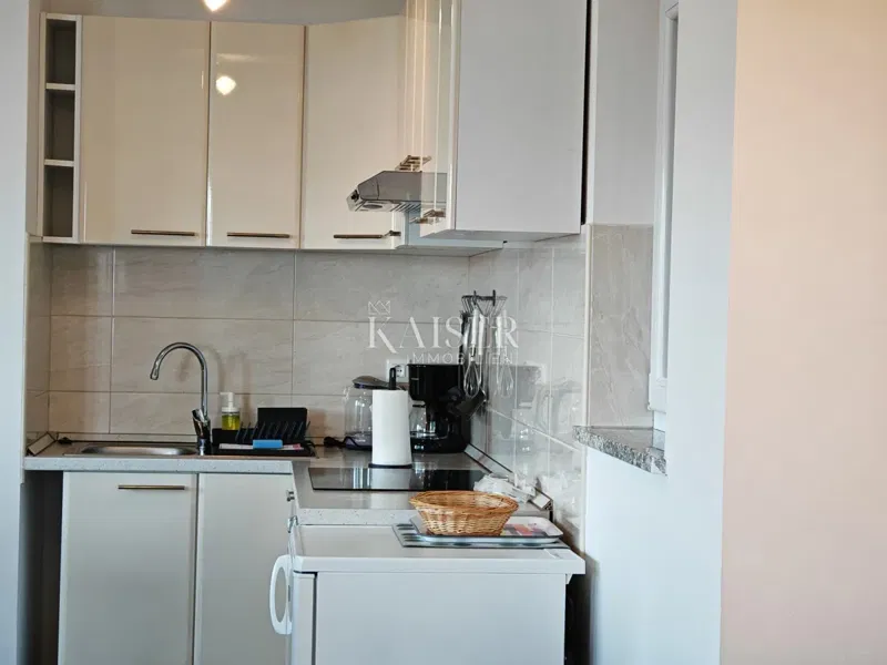 Остров Крк, Чижичи — двухкомнатная квартира площадью 55 м², всего в 60 м от моря. – 3