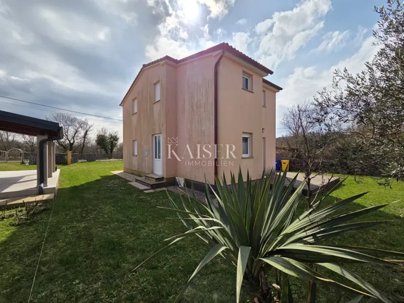 Krk, Gostinjac - 95m2-es ház két különálló apartmannal – 2