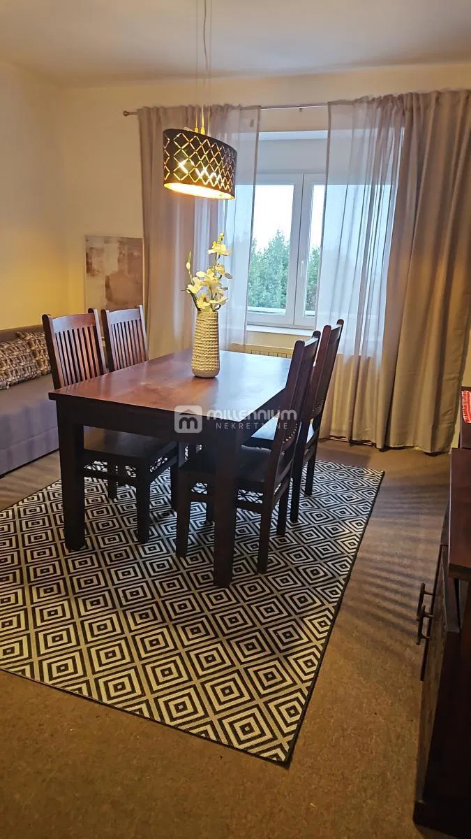 Volosko, 80m2, kuća s okućnicom, garaža – 3