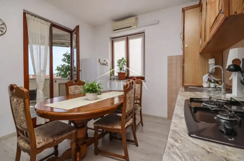Rovinj – 2 residential units for sale, great location for investment – 3