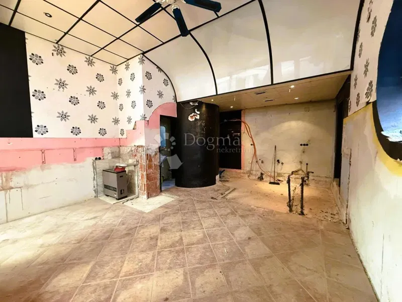 Kereskedelmi Centar, Čakovec, 46,30m2