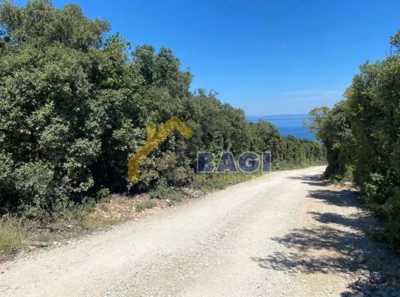 PERUŠKI – Terreno Agricolo a 400 m dal Mare – 2