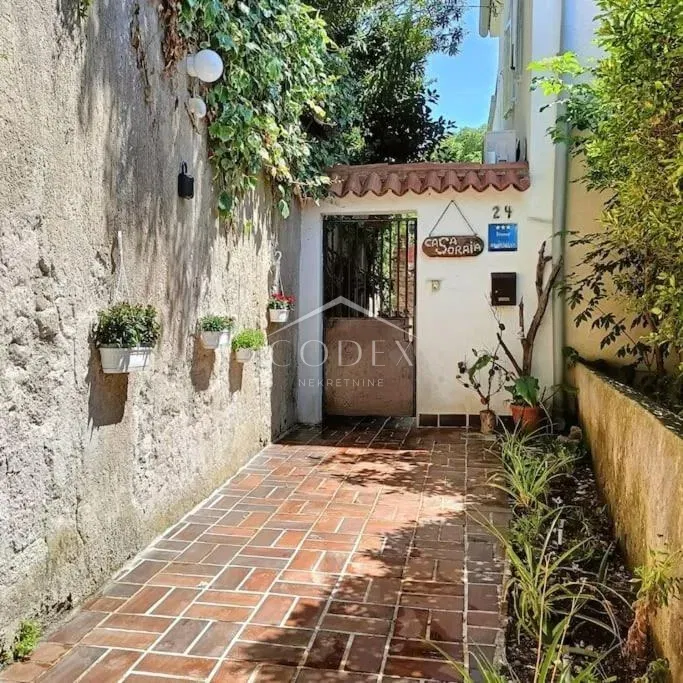 House in the Center of Mali Lošinj with a Private Courtyard – 2