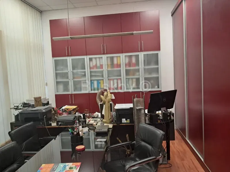 Üzlethelyiség Poljud – 3