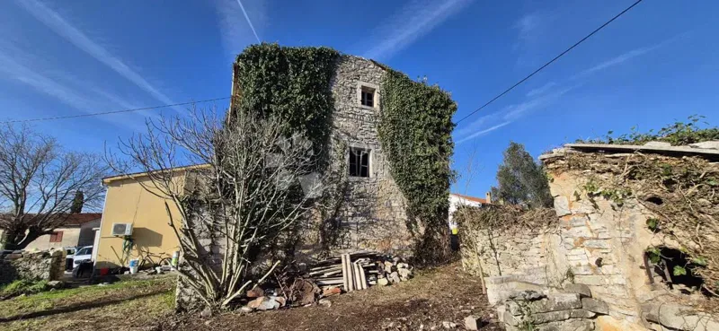 Dom Juršići, Svetvinčenat, 166m2 – 2