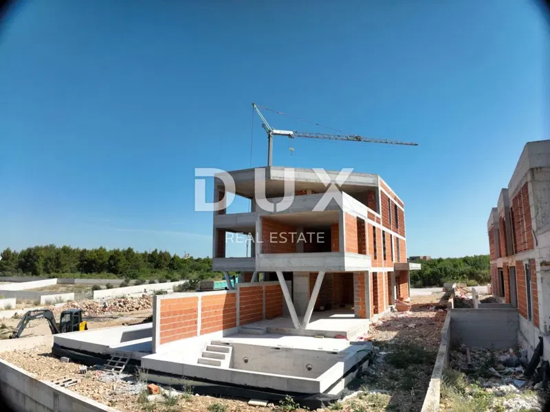 ŠIBENIK, VODICE - Exclusive duplex with garden and swimming pool, a perfect combination of peace, design and Mediterranean lifestyle – 3
