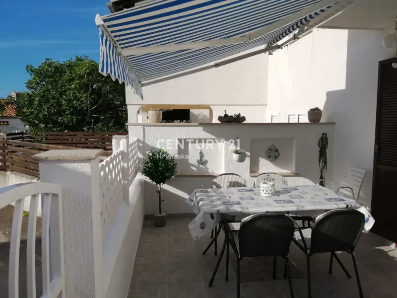 BARBARIGA, GROUND FLOOR APARTMENT FOR SALE WITH TERRACE, 500 M FROM THE SEA – 2