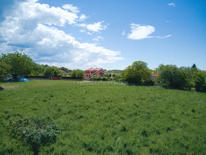 Building land with the possibility of building 4 residential buildings – 3