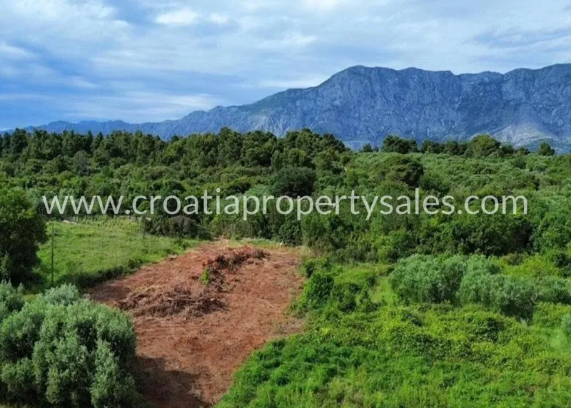 Hvar, građevinsko zemljište, prodaja, 285.000 €