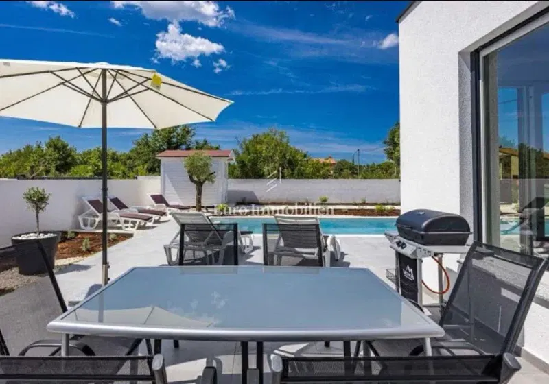 Villa moderna con piscina riscaldata, Svetvincenti, Istria – 3