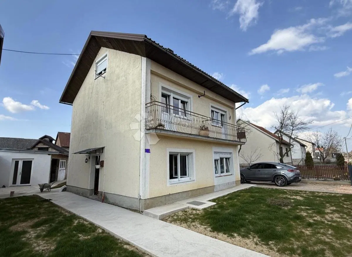 Casa Centar, Gospić, 200m2