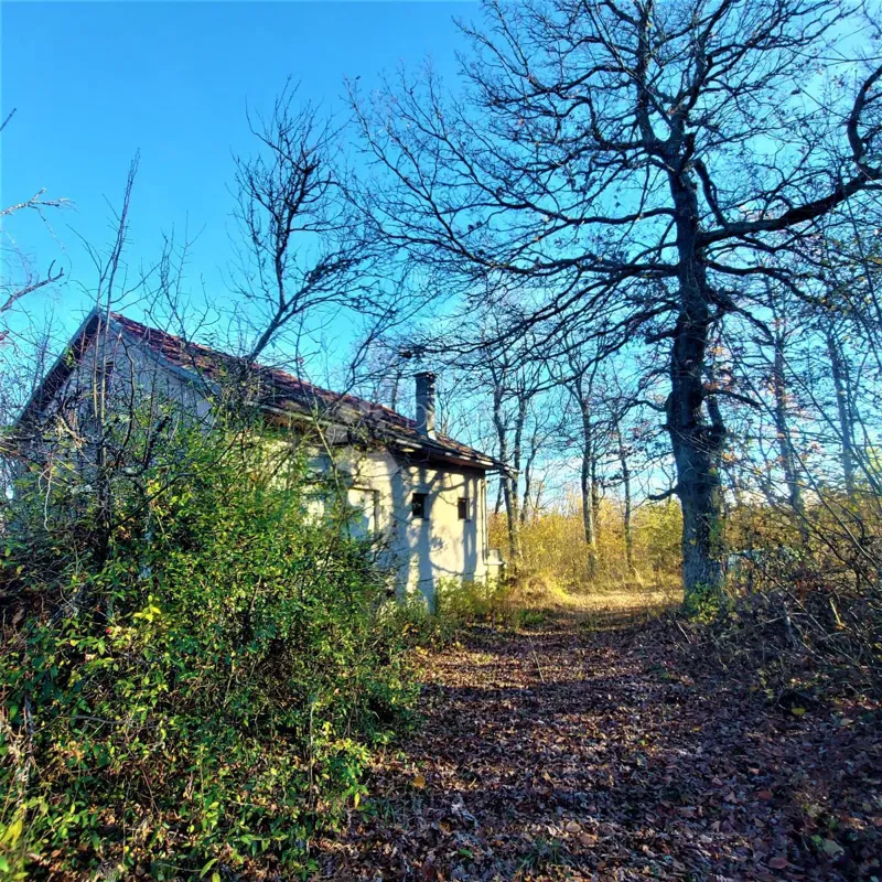 Dům Donji Štrbci, Donji Lapac, 72m2