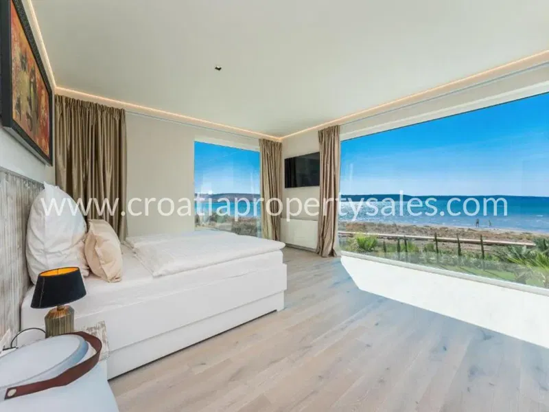 Zadar, villa for sale, 3.250.000 € – 2